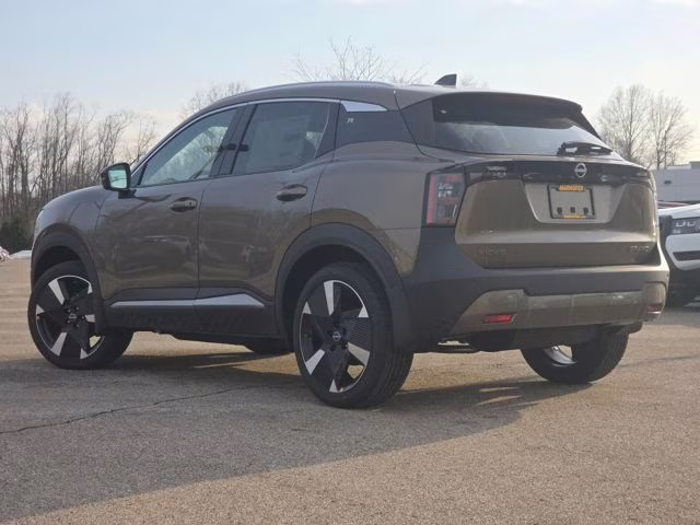 2026 Canyon Bronze Metallic Nissan Kicks SR AWD SUV