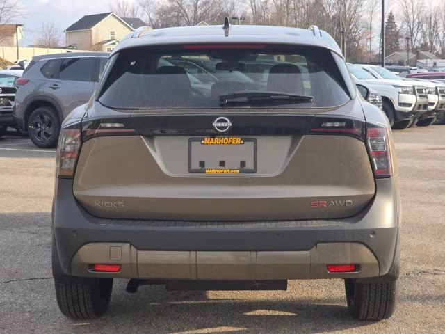 2026 Canyon Bronze Metallic Nissan Kicks SR AWD SUV