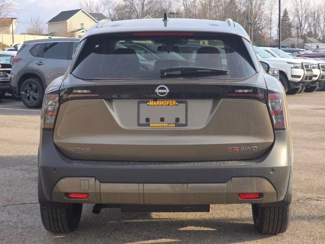 2026 Canyon Bronze Metallic Nissan Kicks SR AWD SUV
