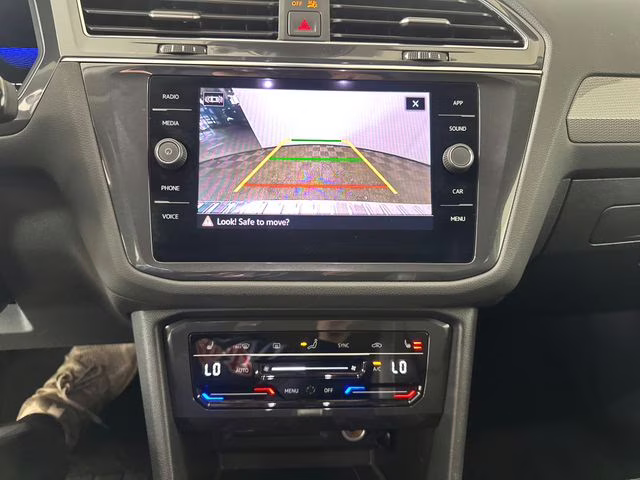 2022 Pure White Volkswagen Tiguan 2.0T SE FWD SUV
