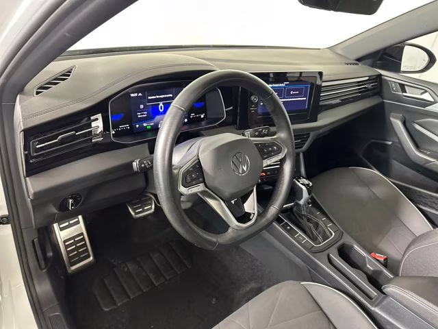2025 Pure White Volkswagen Jetta 1.5T Sport FWD Sedan