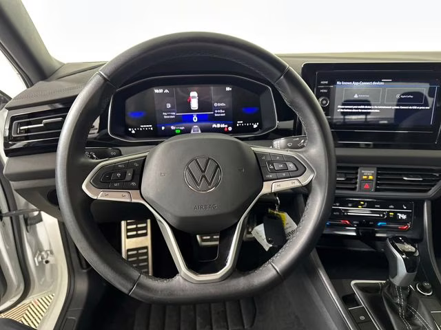 2025 Pure White Volkswagen Jetta 1.5T Sport FWD Sedan