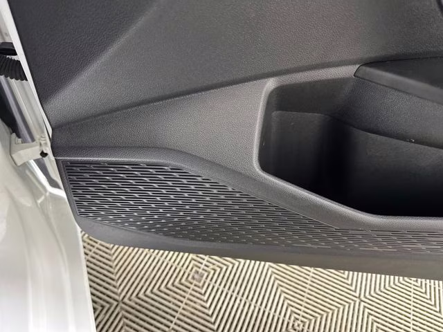 2025 Pure White Volkswagen Jetta 1.5T Sport FWD Sedan