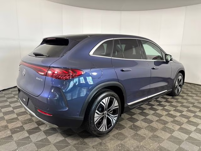 2023 Twilight Blue Metallic Mercedes-Benz EQE 350 SUV SUV