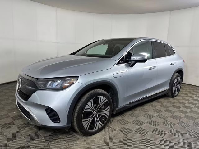 2023 Cirrus Silver Metallic Mercedes-Benz EQE 350+ SUV RWD SUV