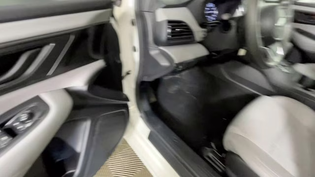 2021 Crystal White Pearl Subaru Legacy Base AWD Sedan