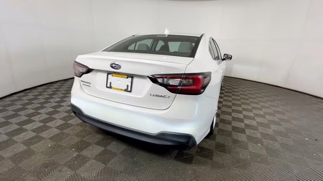 2021 Crystal White Pearl Subaru Legacy Base AWD Sedan