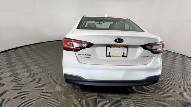 2021 Crystal White Pearl Subaru Legacy Base AWD Sedan
