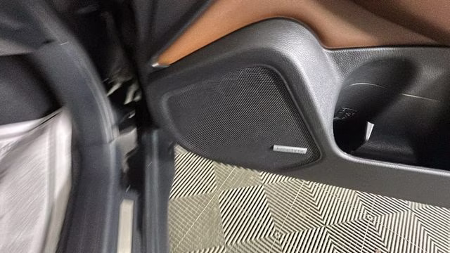 2019 Crystal Black Silica Subaru Outback 3.6R AWD SUV