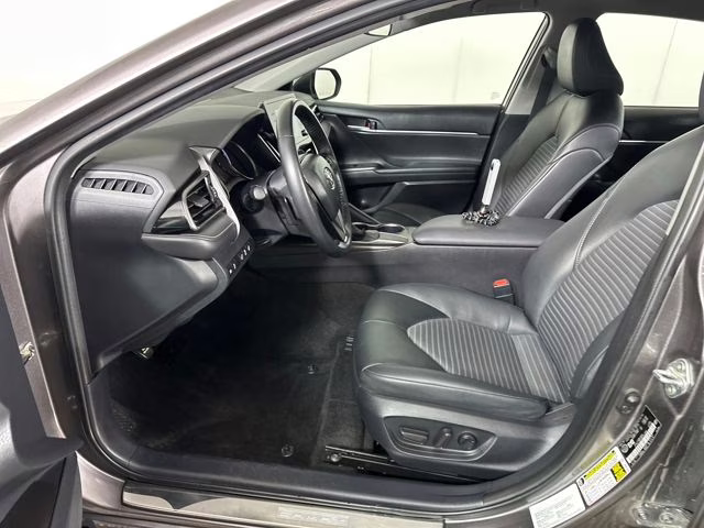 2024 Predawn Gray Mica Toyota Camry SE FWD Sedan