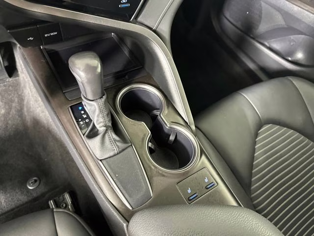2024 Predawn Gray Mica Toyota Camry SE FWD Sedan
