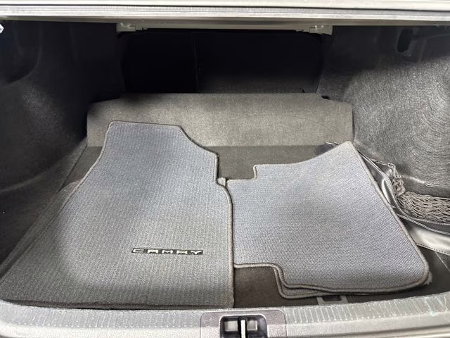 2024 Predawn Gray Mica Toyota Camry SE FWD Sedan