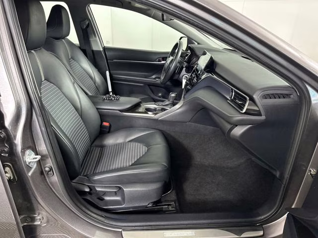 2024 Predawn Gray Mica Toyota Camry SE FWD Sedan