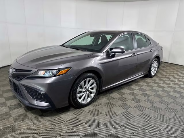 2024 Predawn Gray Mica Toyota Camry SE FWD Sedan
