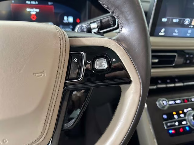 2020 Burgundy Velvet Metallic Tinted Clearcoat Lincoln Aviator Reserve AWD SUV