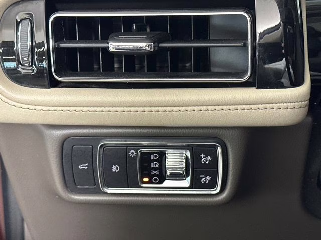 2020 Burgundy Velvet Metallic Tinted Clearcoat Lincoln Aviator Reserve AWD SUV