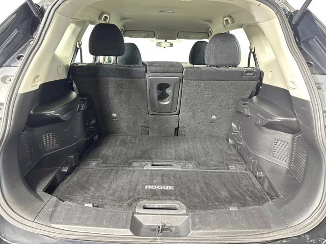 2015 Super Black Nissan Rogue S FWD SUV