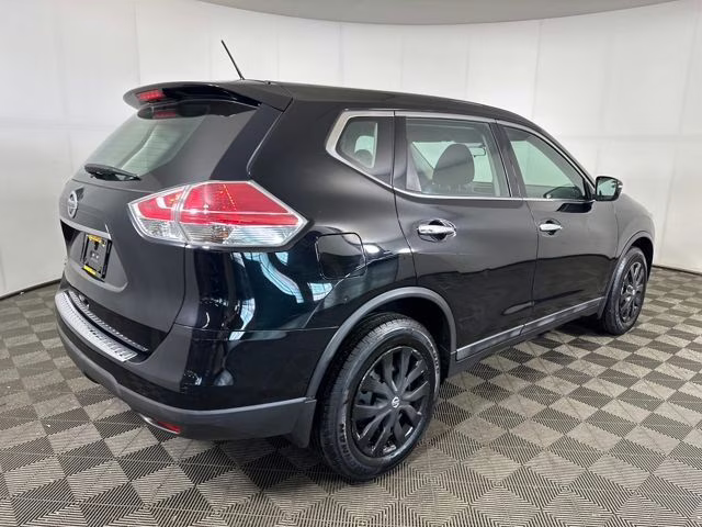 2015 Super Black Nissan Rogue S FWD SUV