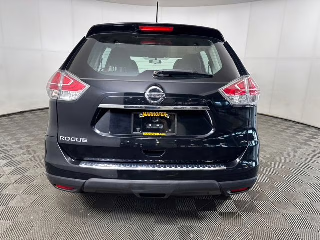 2015 Super Black Nissan Rogue S FWD SUV