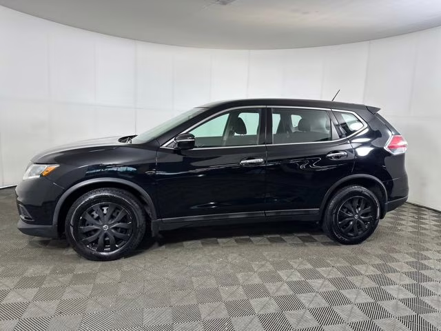 2015 Super Black Nissan Rogue S FWD SUV