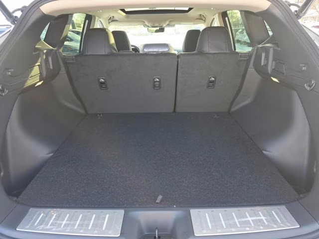 2026 Everest White Pearl Tricoat Nissan Murano SL AWD SUV