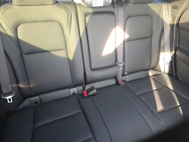 2026 Everest White Pearl Tricoat Nissan Murano SL AWD SUV