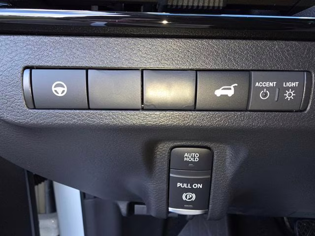 2026 Everest White Pearl Tricoat Nissan Murano SL AWD SUV