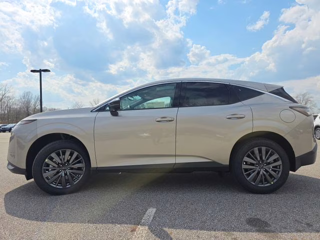2026 Champagne Silver Metallic Nissan Murano SL AWD SUV