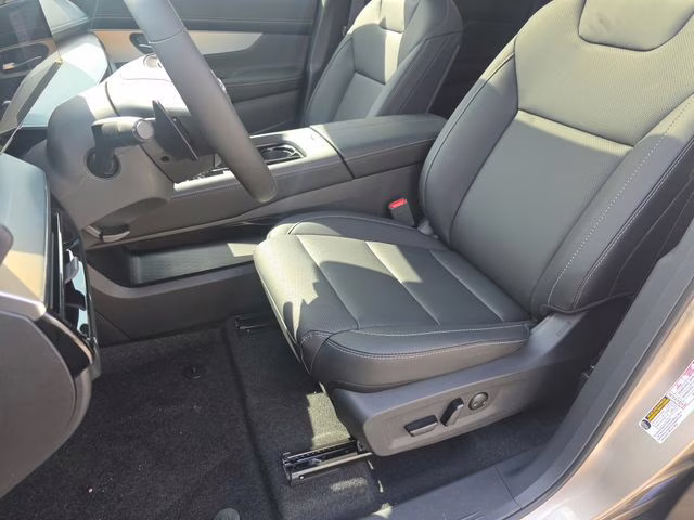2026 Champagne Silver Metallic Nissan Murano SL AWD SUV