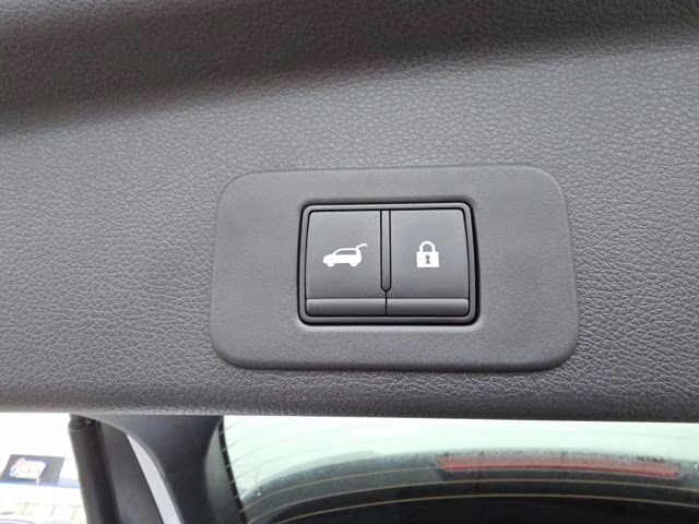 2026 Everest White Pearl Tricoat Nissan Murano Platinum AWD SUV