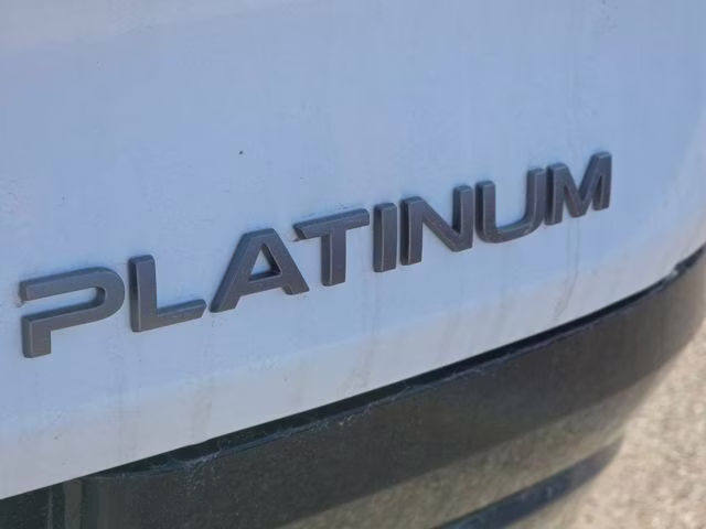 2026 Everest White Pearl Tricoat Nissan Murano Platinum AWD SUV