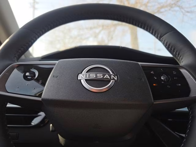 2026 Everest White Pearl Tricoat Nissan Murano Platinum AWD SUV