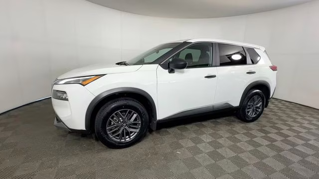 2023 Glacier White Nissan Rogue S AWD SUV