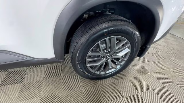 2023 Glacier White Nissan Rogue S AWD SUV