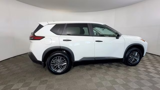 2023 Glacier White Nissan Rogue S AWD SUV