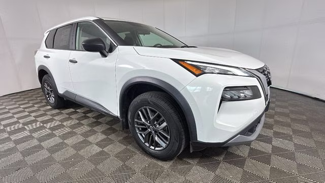2023 Glacier White Nissan Rogue S AWD SUV