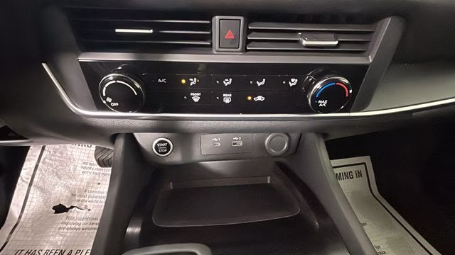 2023 Glacier White Nissan Rogue S AWD SUV