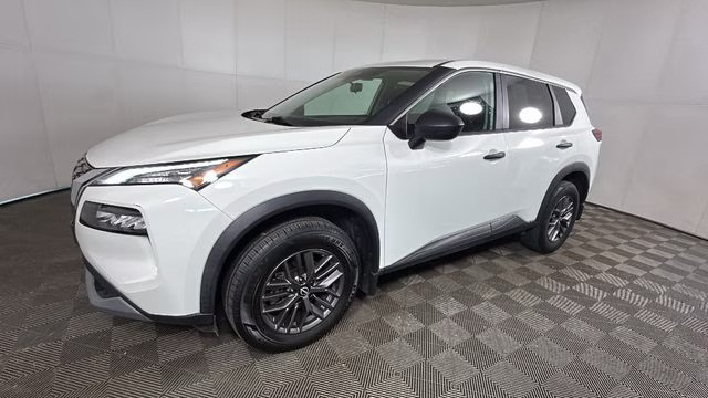 2023 Glacier White Nissan Rogue S AWD SUV