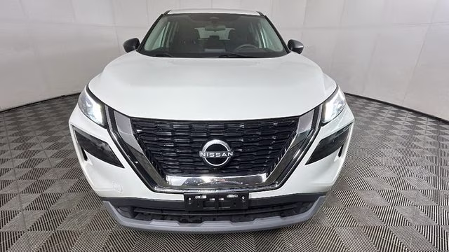 2023 Glacier White Nissan Rogue S AWD SUV