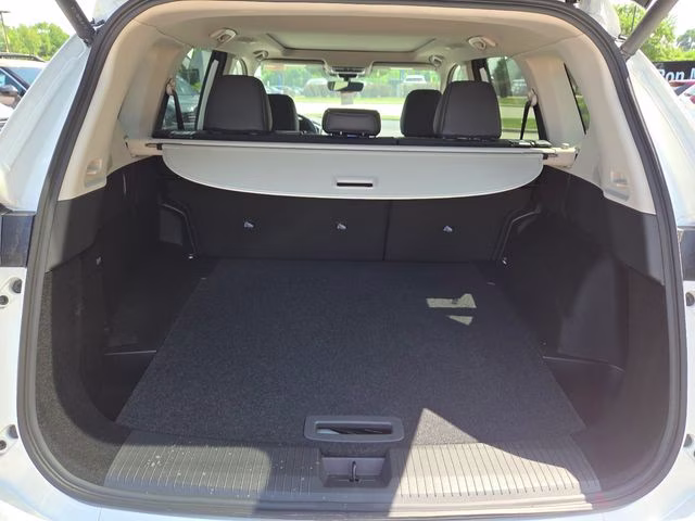 2026 Everest White Pearl Tricoat Nissan Rogue SV FWD SUV
