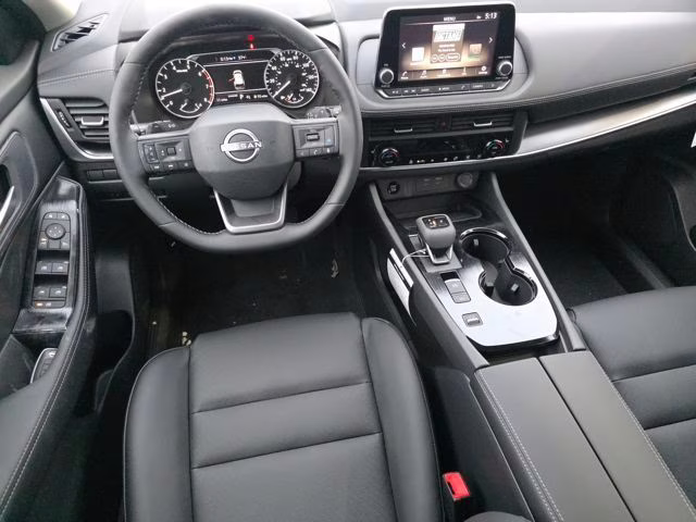 2026 Everest White Pearl Tricoat Nissan Rogue SV FWD SUV