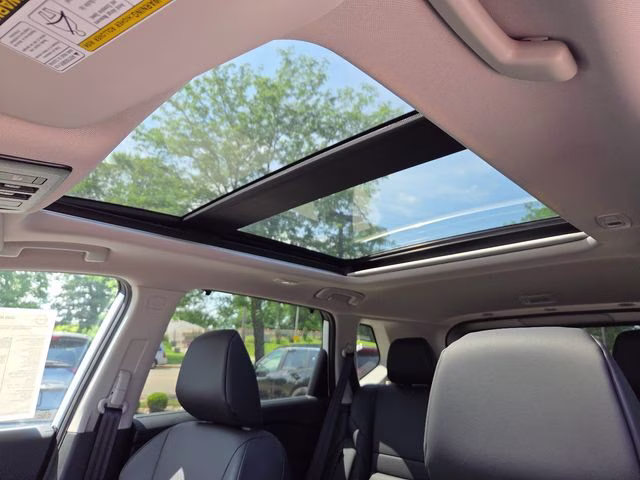 2026 Everest White Pearl Tricoat Nissan Rogue SV FWD SUV