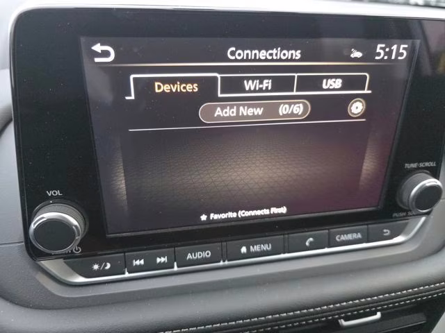 2026 Everest White Pearl Tricoat Nissan Rogue SV FWD SUV