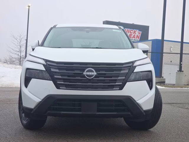 2026 Everest White Pearl Tricoat Nissan Rogue SV AWD SUV