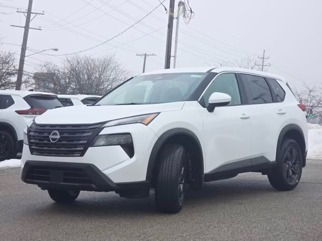 2026 Everest White Pearl Tricoat Nissan Rogue SV AWD SUV