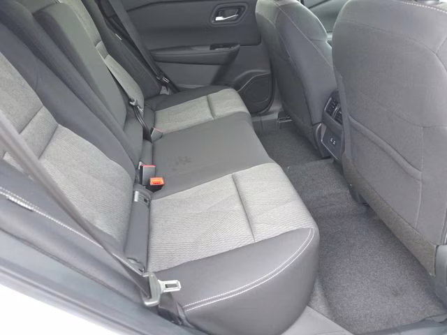 2026 Everest White Pearl Tricoat Nissan Rogue SV AWD SUV