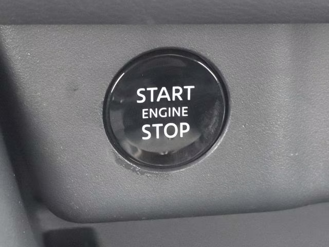 2026 Everest White Pearl Tricoat Nissan Rogue SV AWD SUV