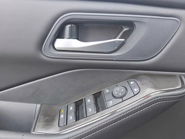 2026 Boulder Gray Pearl Nissan Rogue SV AWD SUV