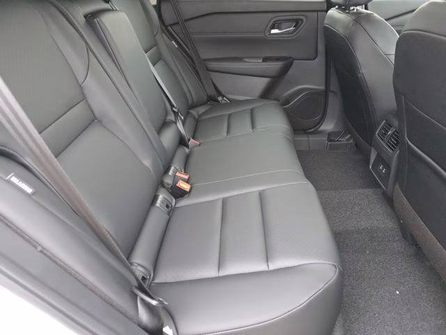 2026 Everest White Pearl Tricoat Nissan Rogue Dark Armor AWD SUV
