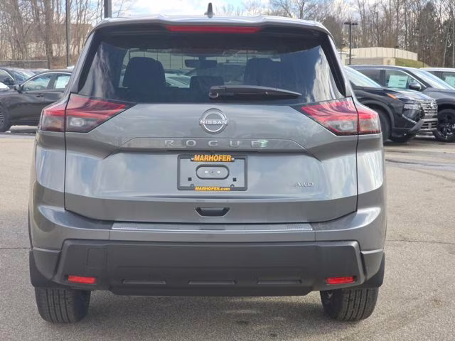 2026 Gun Metallic Nissan Rogue SV AWD SUV